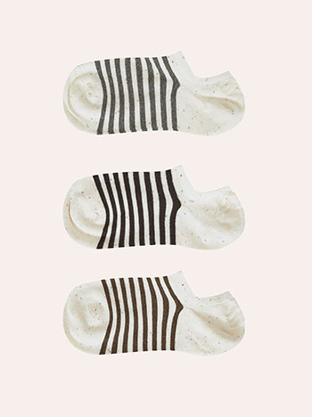 3 pack of low socks with stripes in grey, black, brown