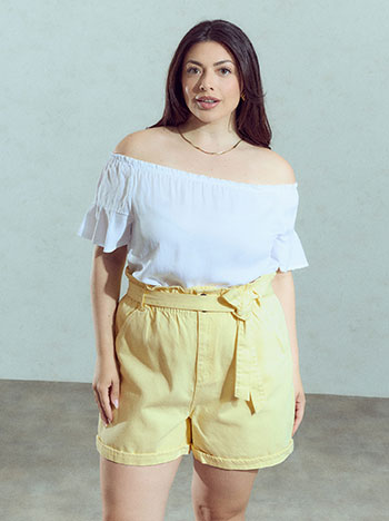 Denim shorts with rolled up hem in light yellow