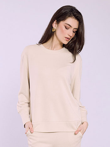 Μπλούζα ασύμμετρη με απαλή υφή σε μπεζ ανοιχτό