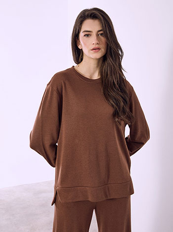 Top asymmetric with soft touch in brown