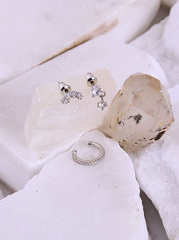 3 earrings set in silver