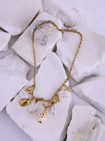 Stainless steel necklace with charms in gold