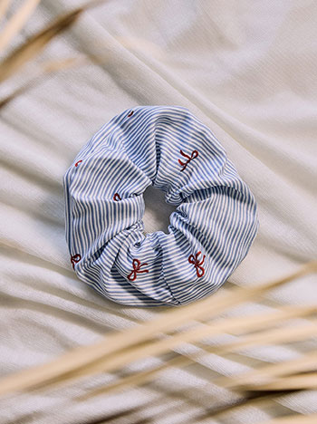 Scrunchie with scherries and stripes in sky blue