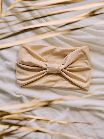 Monochrome headband in off white