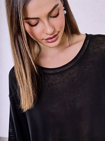 Top oversized semi sheer in black