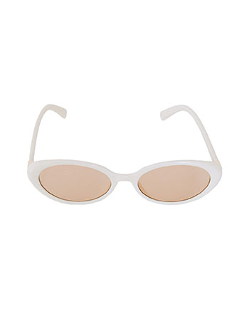 Γυαλιά ηλίου οβάλ σε μπεζ