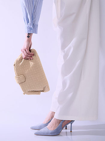 Clutch bag braided in beige