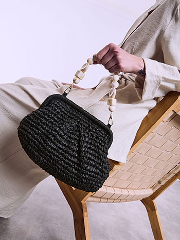 Τσάντα clutch ψάθινη σε μαύρο