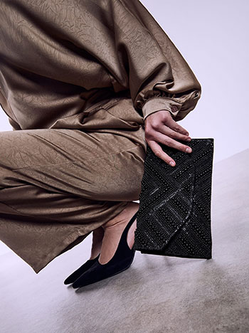 Envelope bag with pearls and strass in black