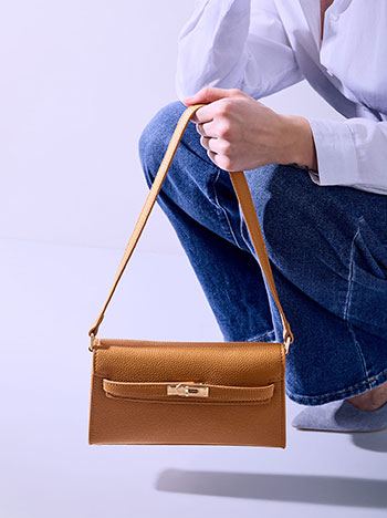 Τσαντάκι χειρός δερματίνης σε ταμπά