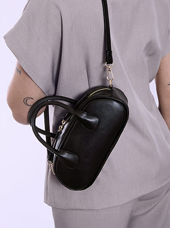 Τσάντα χειρός δερματίνης ματ σε μαύρο