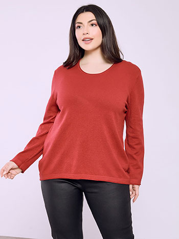 Sweater with rolled up hemline in terracota