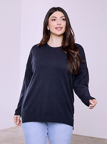 Sweater with rolled neckline in dark blue