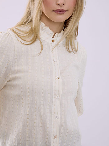 Shirt with broderie details in off white