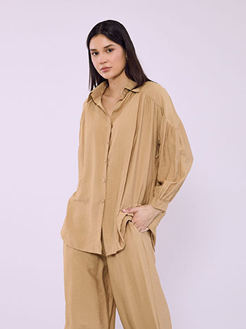 Σετ πουκάμισο και παντελόνι με βισκόζη σε καμηλό