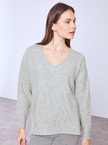 Sweater asymmetric with V neckline in grey