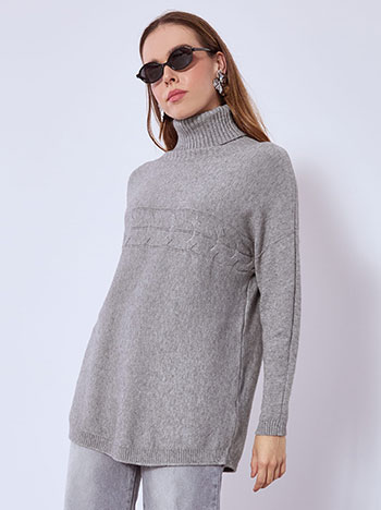 Ζιβάγκο με ανάγλυφες λεπτομέρειες σε γκρι