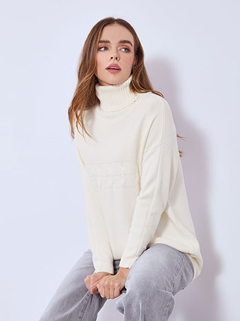 Turtleneck with textured details in off white