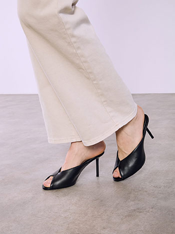 Mules peep toe in black
