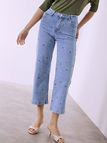 Τζιν wide leg με κεντητές λεπτομέρειες σε μπλε ανοιχτό