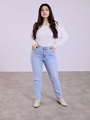 Τζιν με τρουκς σε μπλε ανοιχτό