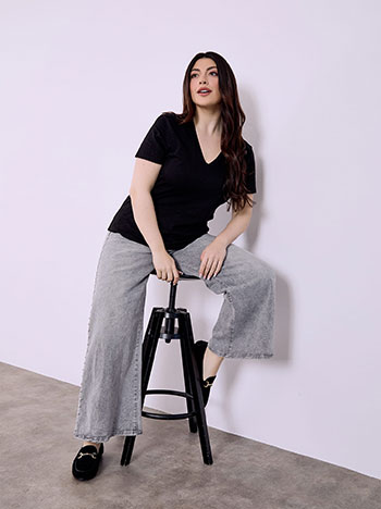 Jeans with studs on the side in grey