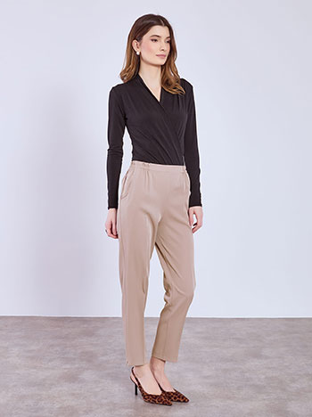 Παντελόνι με ελαστική μέση σε καφέ ανοιχτό