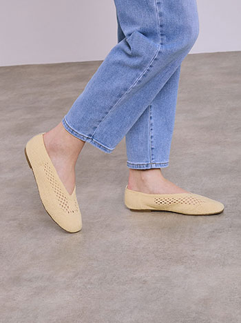 Παπούτσια ίσια με πλέξη σε κίτρινο