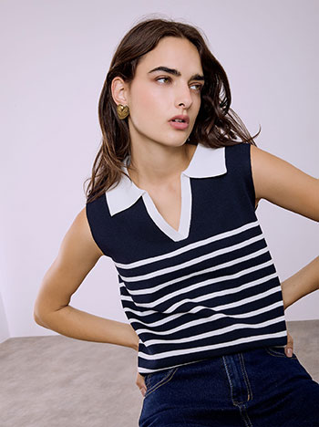 Μπλούζα πλεκτή αμάνικη ριγέ σε σκούρο μπλε