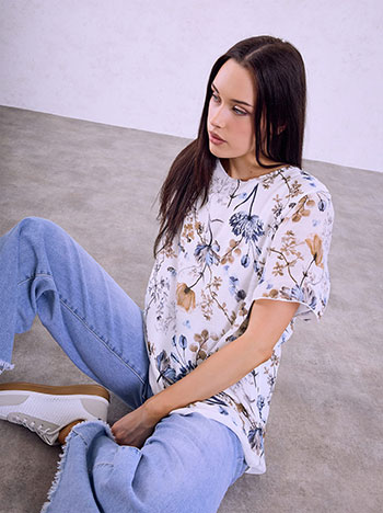 Floral cotton top in light brown