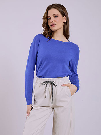 Sweater monochrome with soft touch in blue