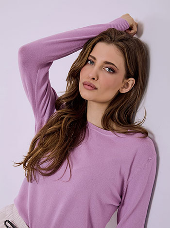 Sweater monochrome with soft touch in purple