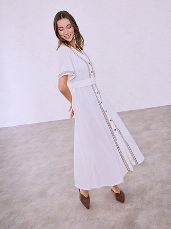 Short-sleeve shirt dress in off white