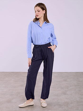 Παντελόνα βαμβακερή μονόχρωμη σε σκούρο μπλε