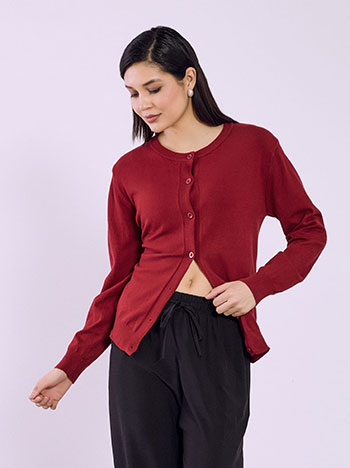 Cardigan knitted in wine red