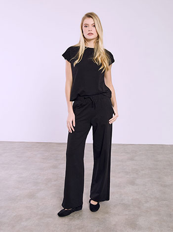 Σετ με T-shirt και παντελόνι σε μαύρο