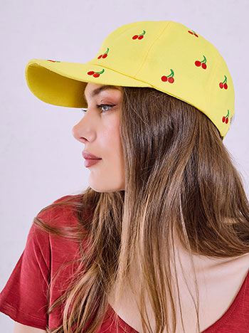 Cherry jockey cap in yellow