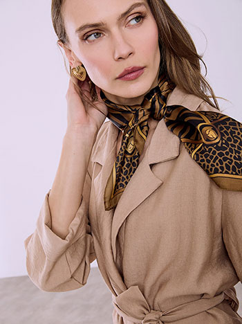 Μαντήλι με animal print σε καφέ