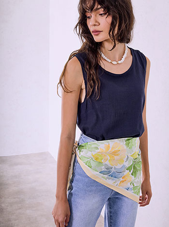 Floral scarf in beige