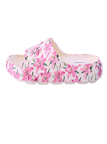 Slides with flowers in pink