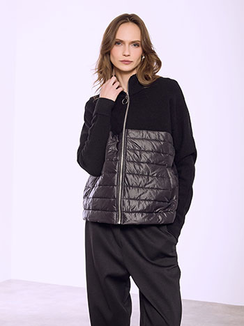 Ζακέτα με καπιτονέ λεπτομέρεια σε μαύρο