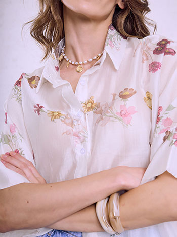 Semi-sheer floral shirt in white