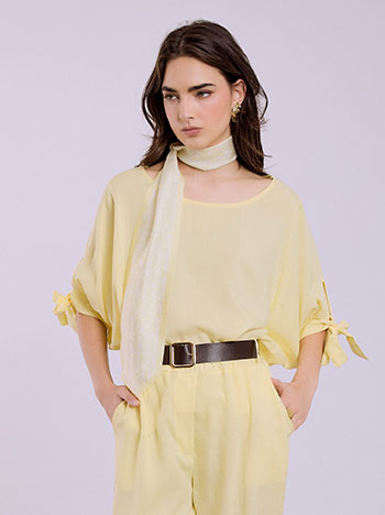 Top with tie sleeves in yellow