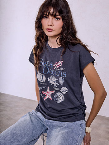 Top with side ruching in dark blue