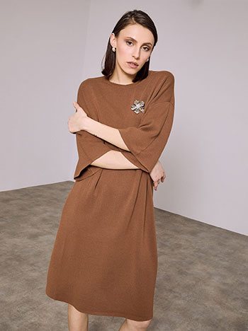 Dress knitted mini with pin in camel