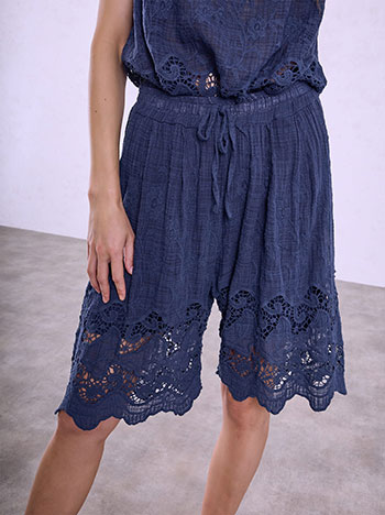 Embroidered shorts with crochet hem in dark blue