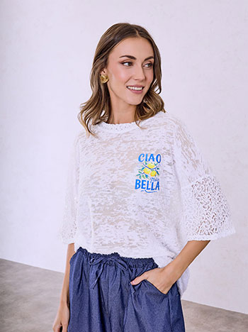 Μπλούζα ανάγλυφη με παγιέτες σε λευκό