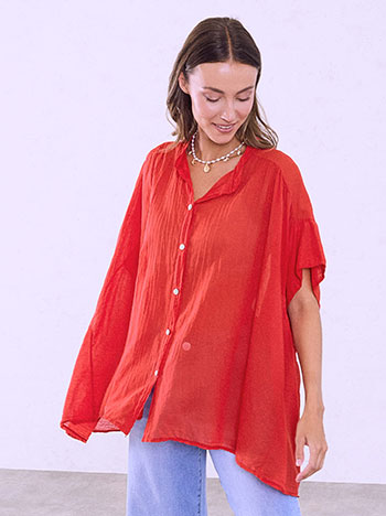 Asymmetric cotton shirt in red