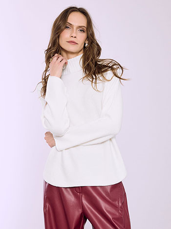 Sweater with soft touch in white