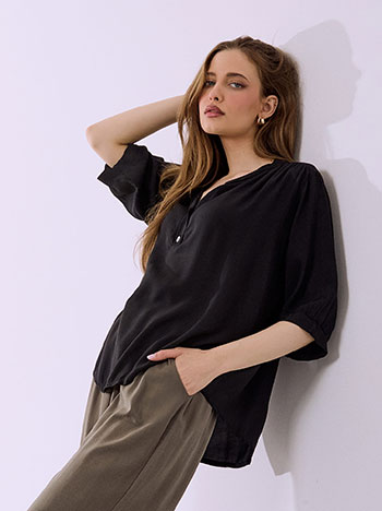 Μπλούζα μονόχρωμη σε μαύρο